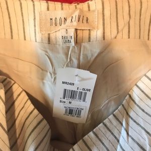 Nordstrom moon river wide leg pants size medium.